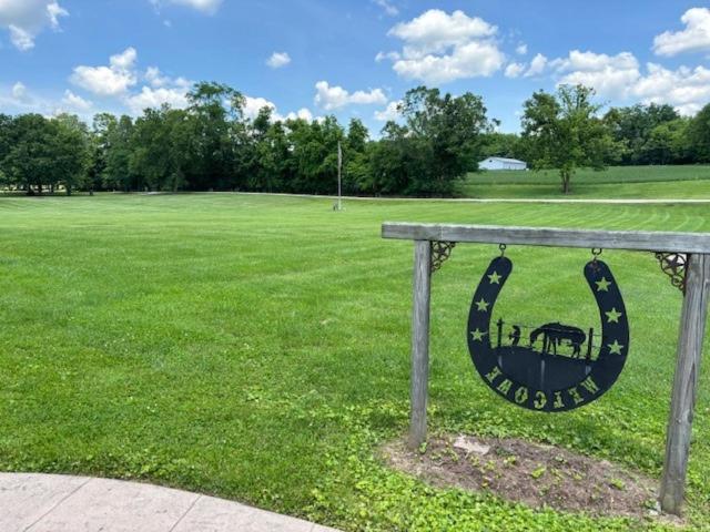 Bourbon Trail Hideaway view 5