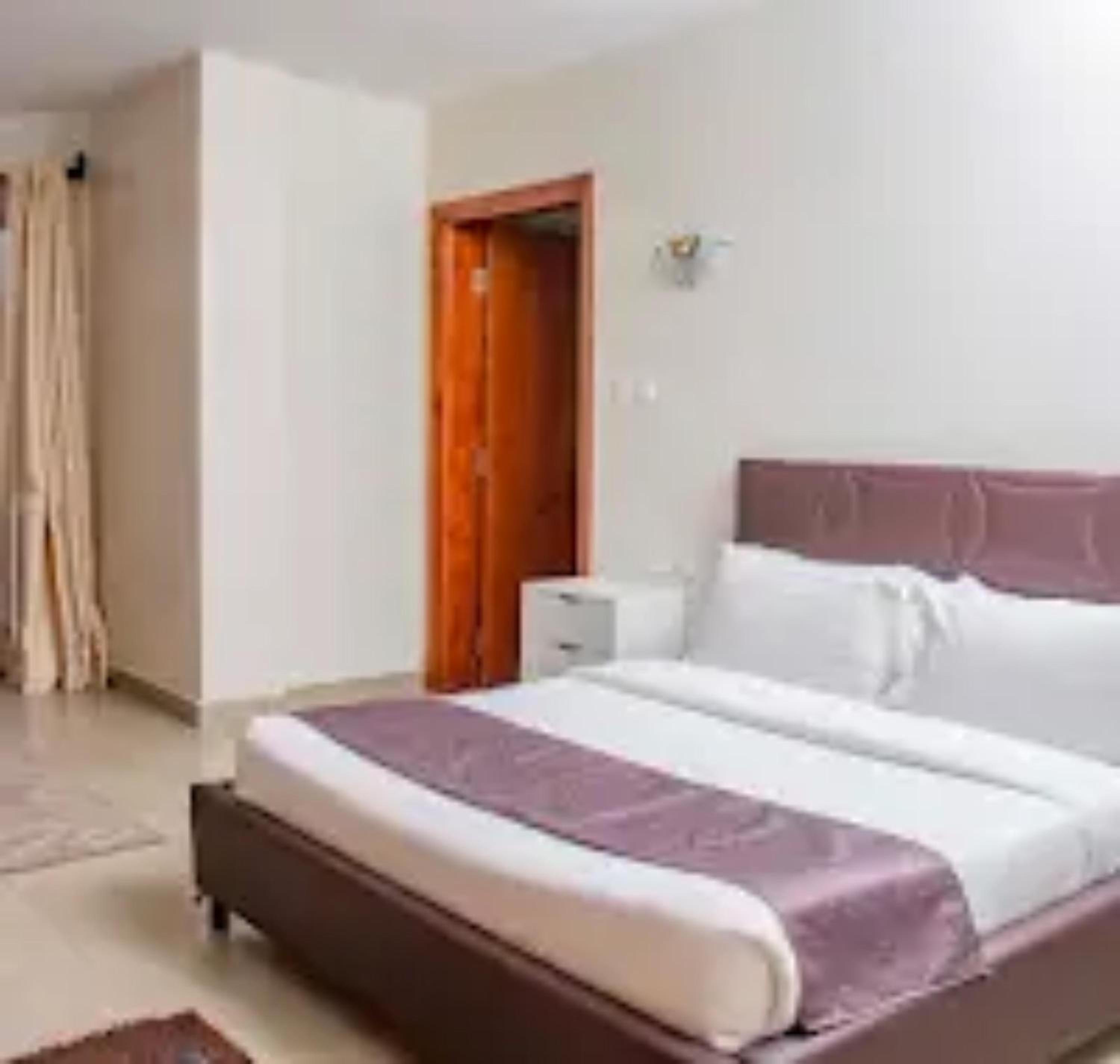 SSA - 3 Bedrooms Nakuru Town view 2