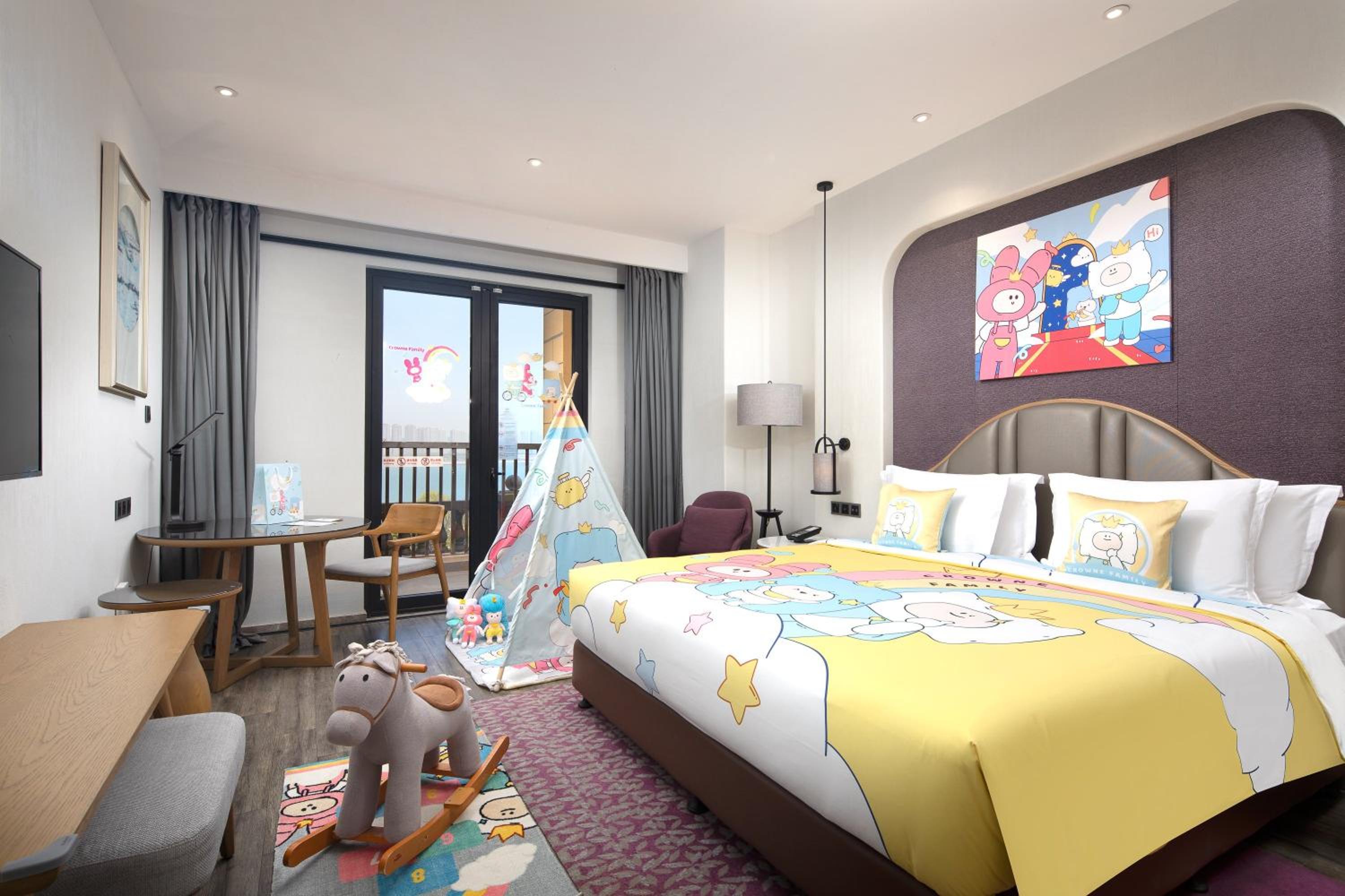 Crowne Plaza QingdaoOriental Movie Metropolis by IHG