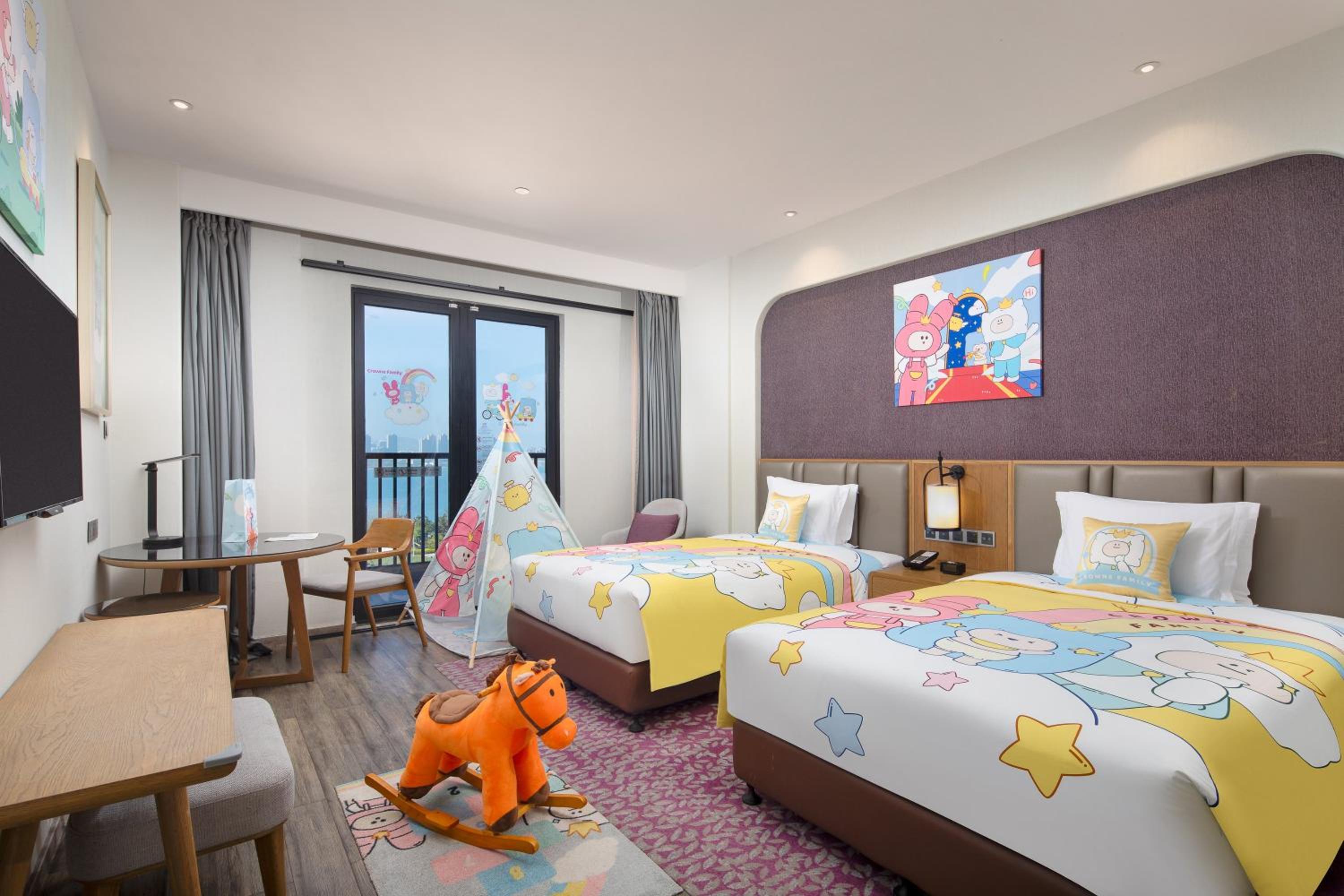 Crowne Plaza QingdaoOriental Movie Metropolis by IHG