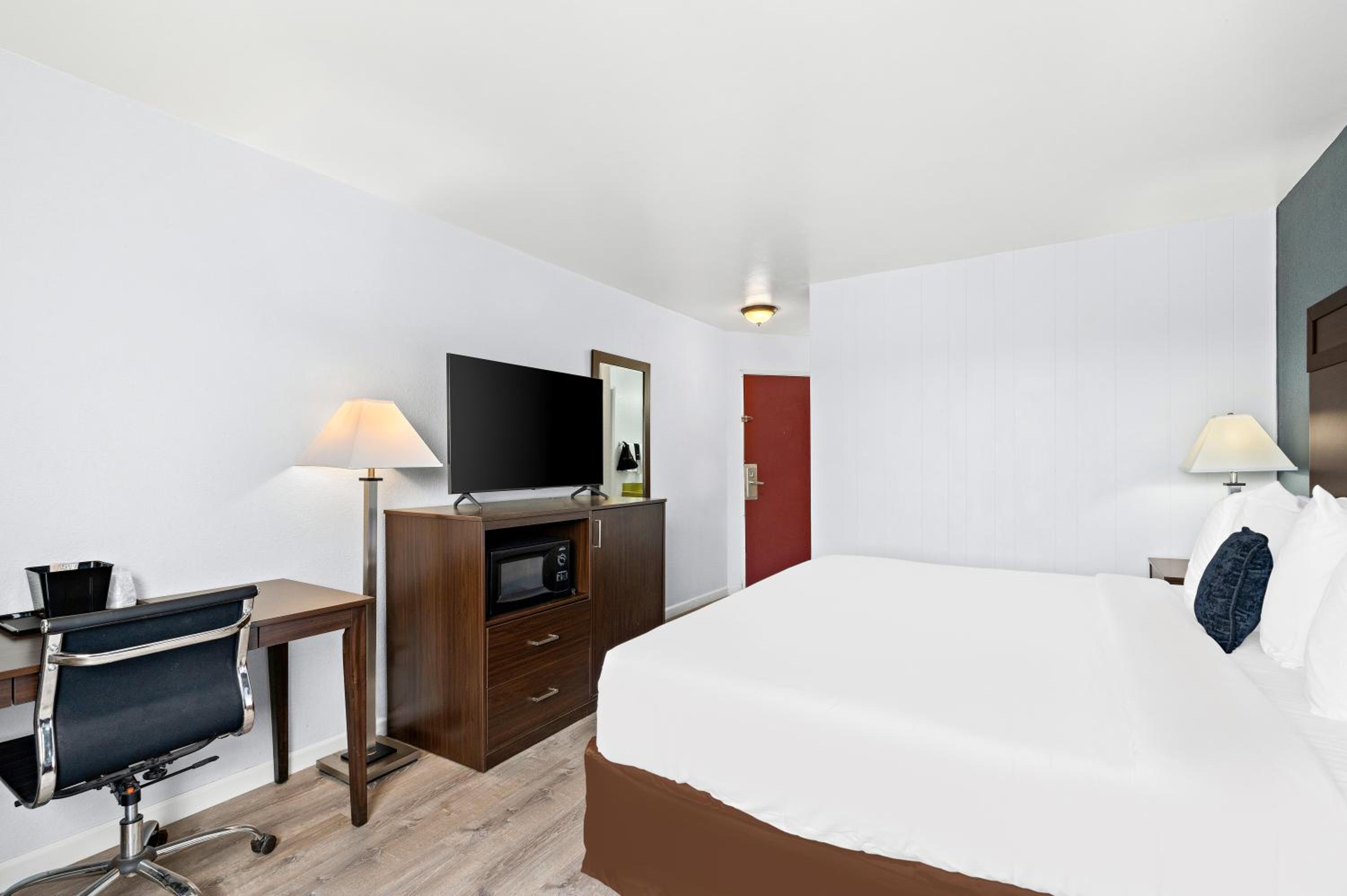 Red Lion Inn & Suites Yakima