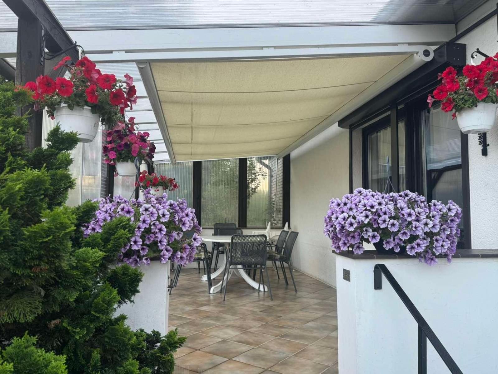 Ferienwohnung E