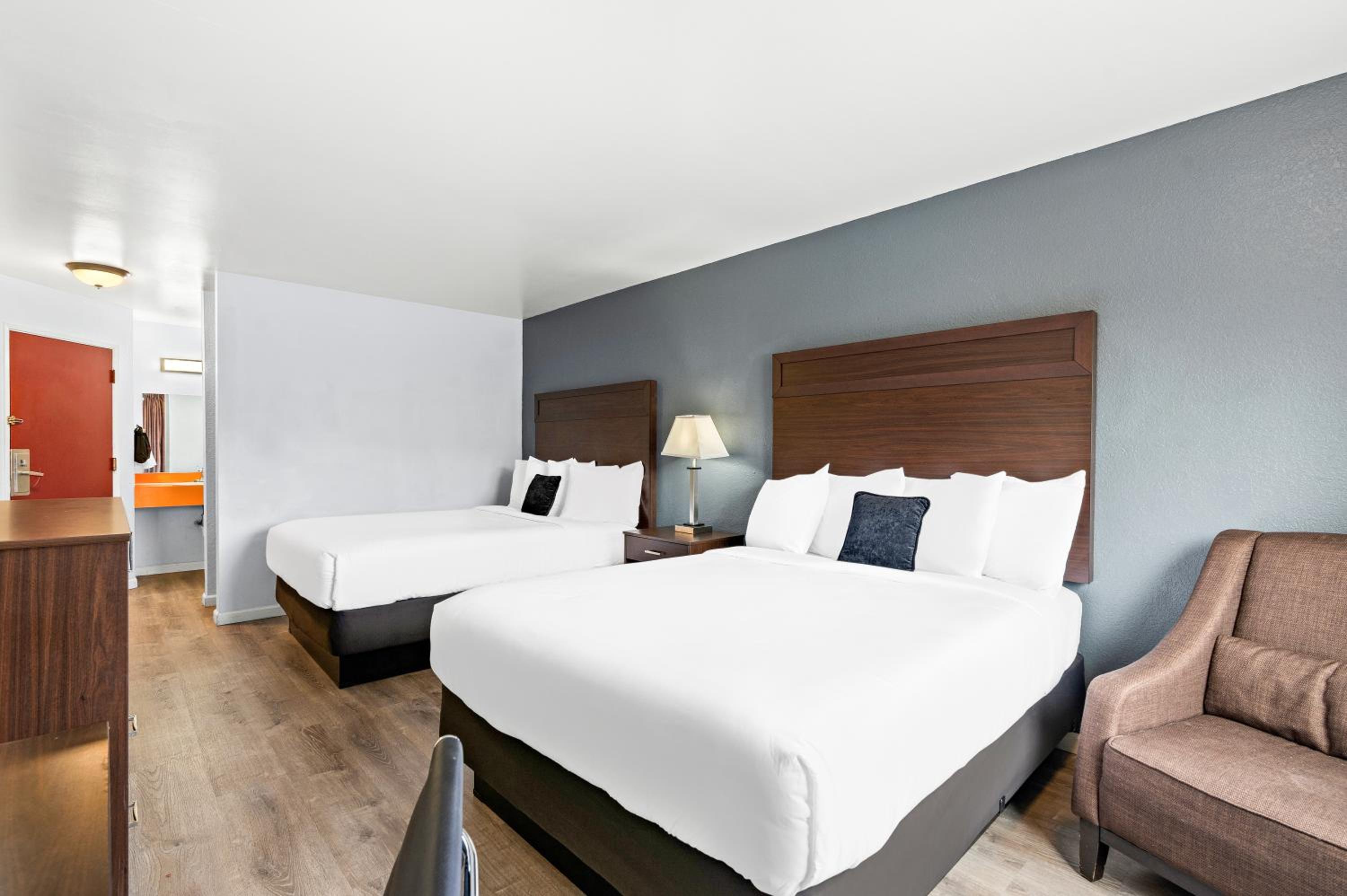 Red Lion Inn & Suites Yakima