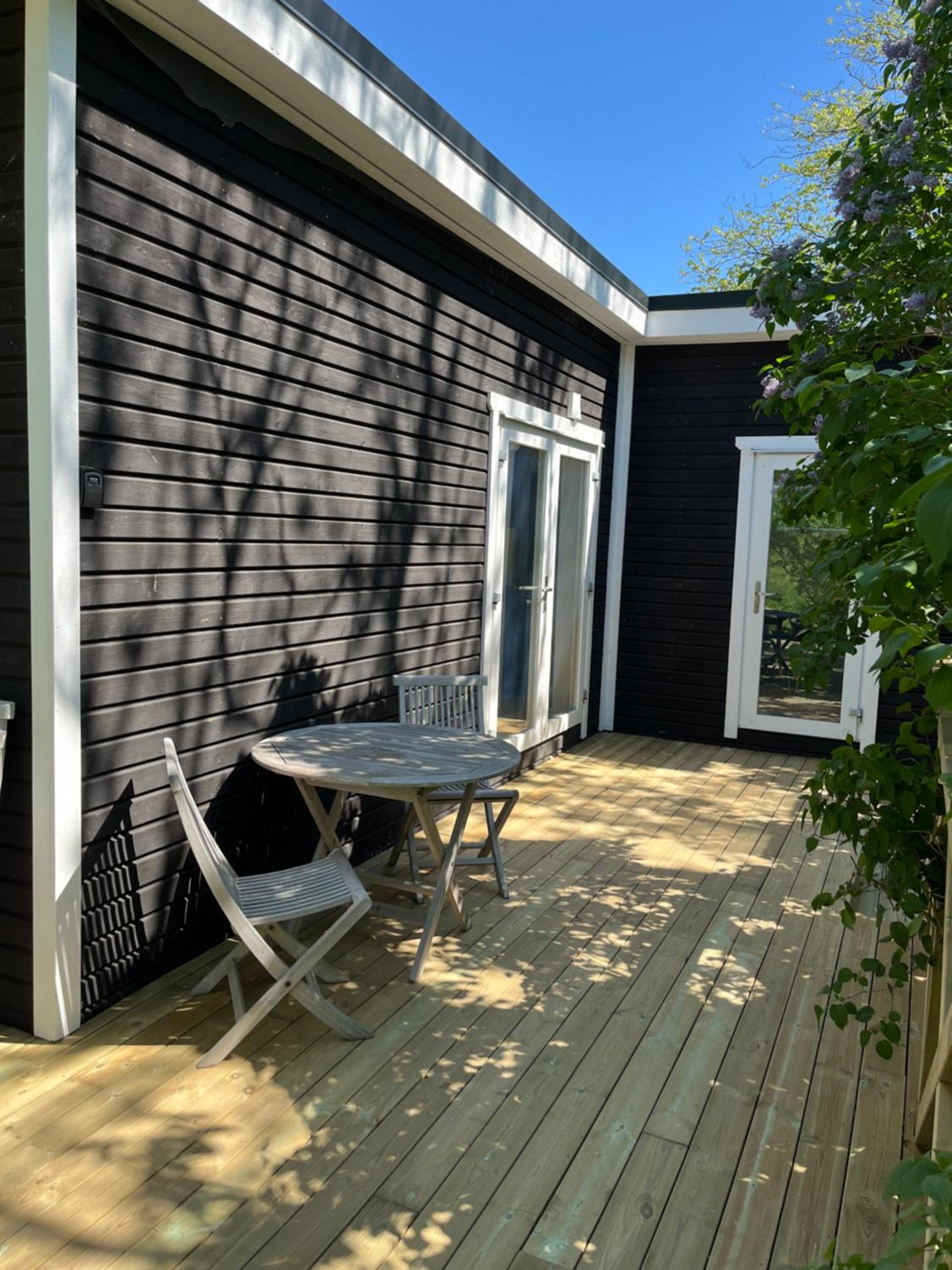 Hotel House of Niagara - Image 1