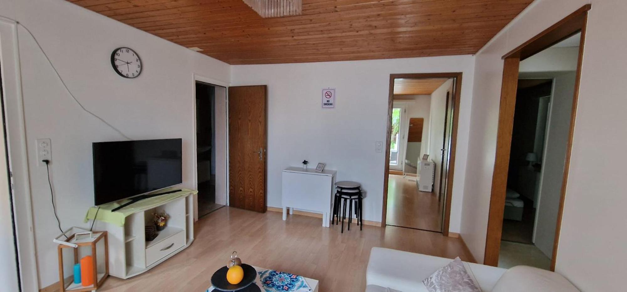 Lakeberry Apartment