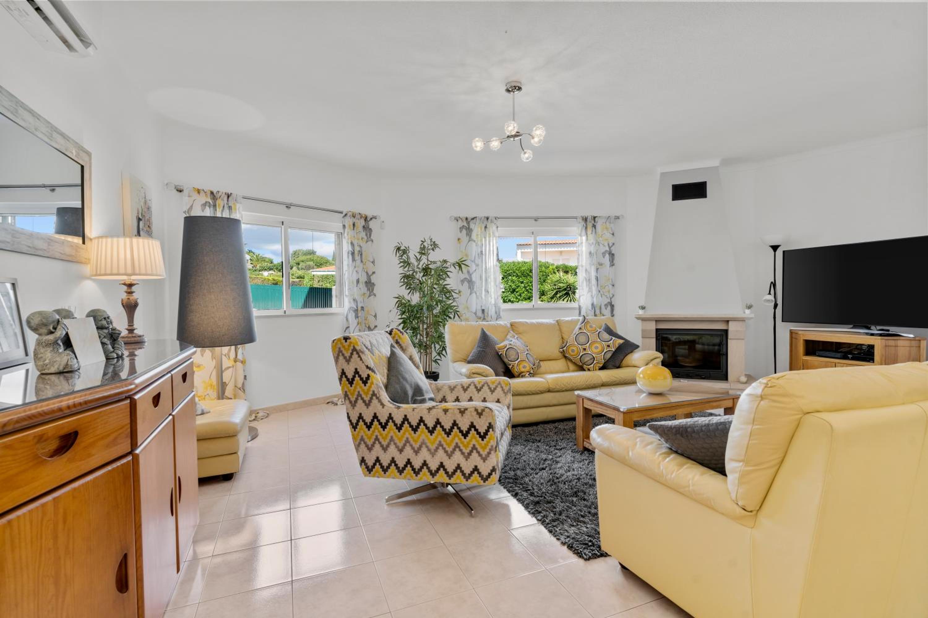 Casa Jackson - Private Villa 15 mins walk to the beach, restaurants and bars view 3