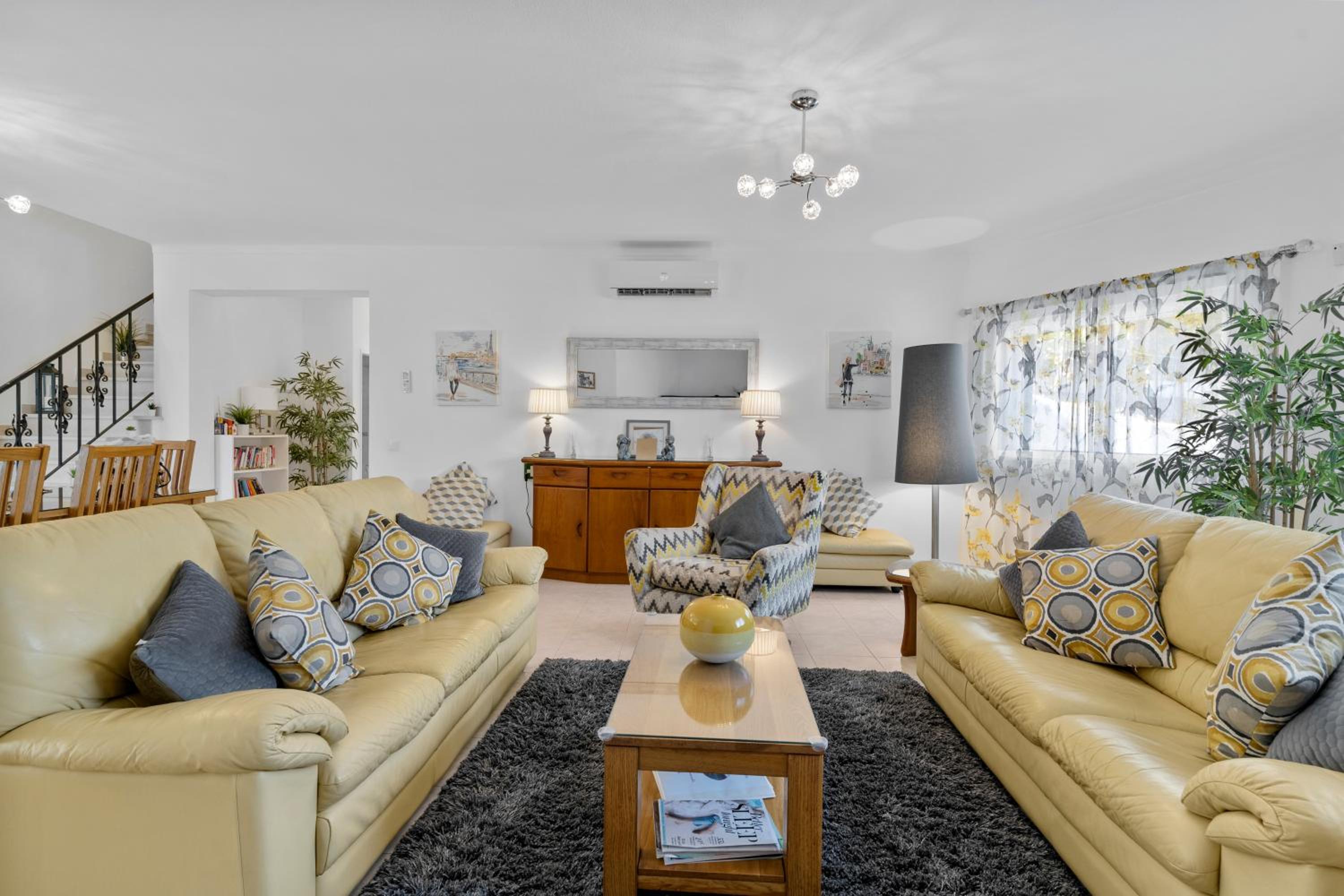 Casa Jackson - Private Villa 15 mins walk to the beach, restaurants and bars view 2