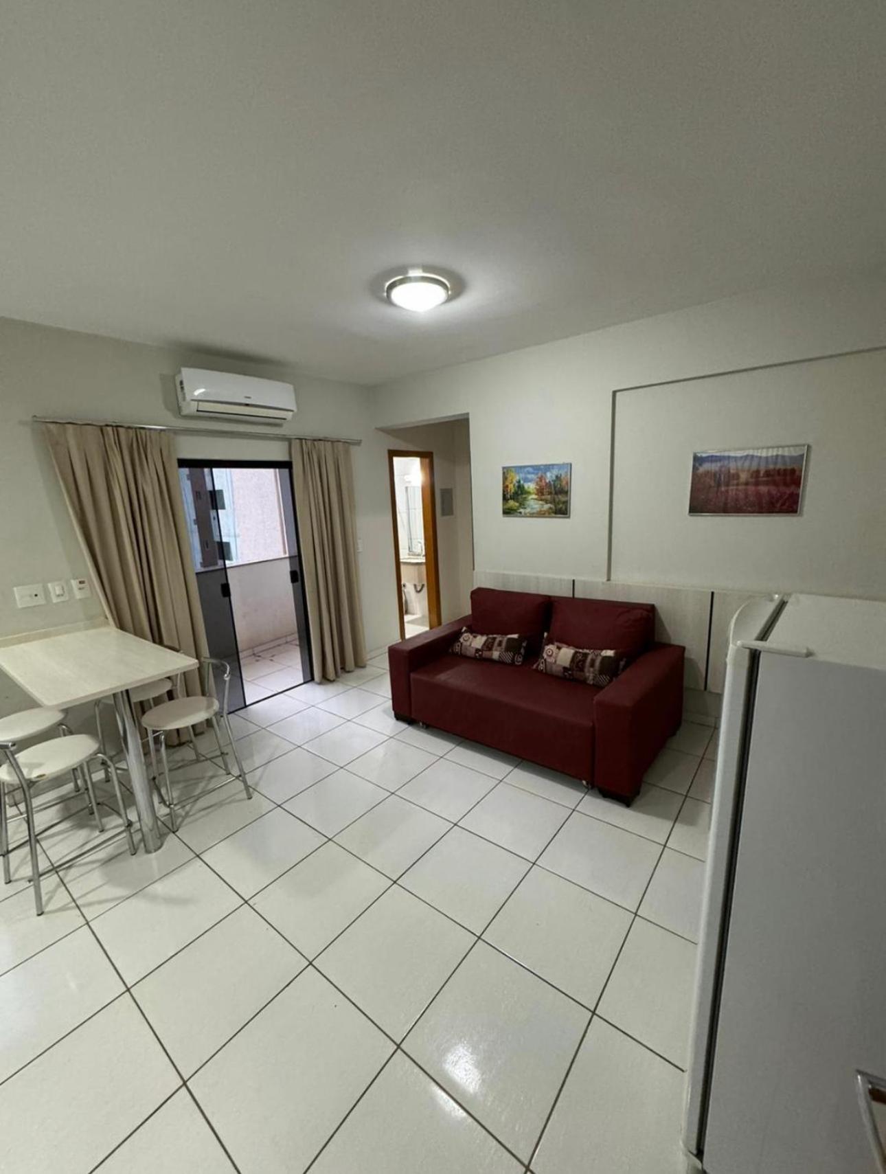 APARTAMENTO CONFORTÁVEL EM CALDAS NOVAS
