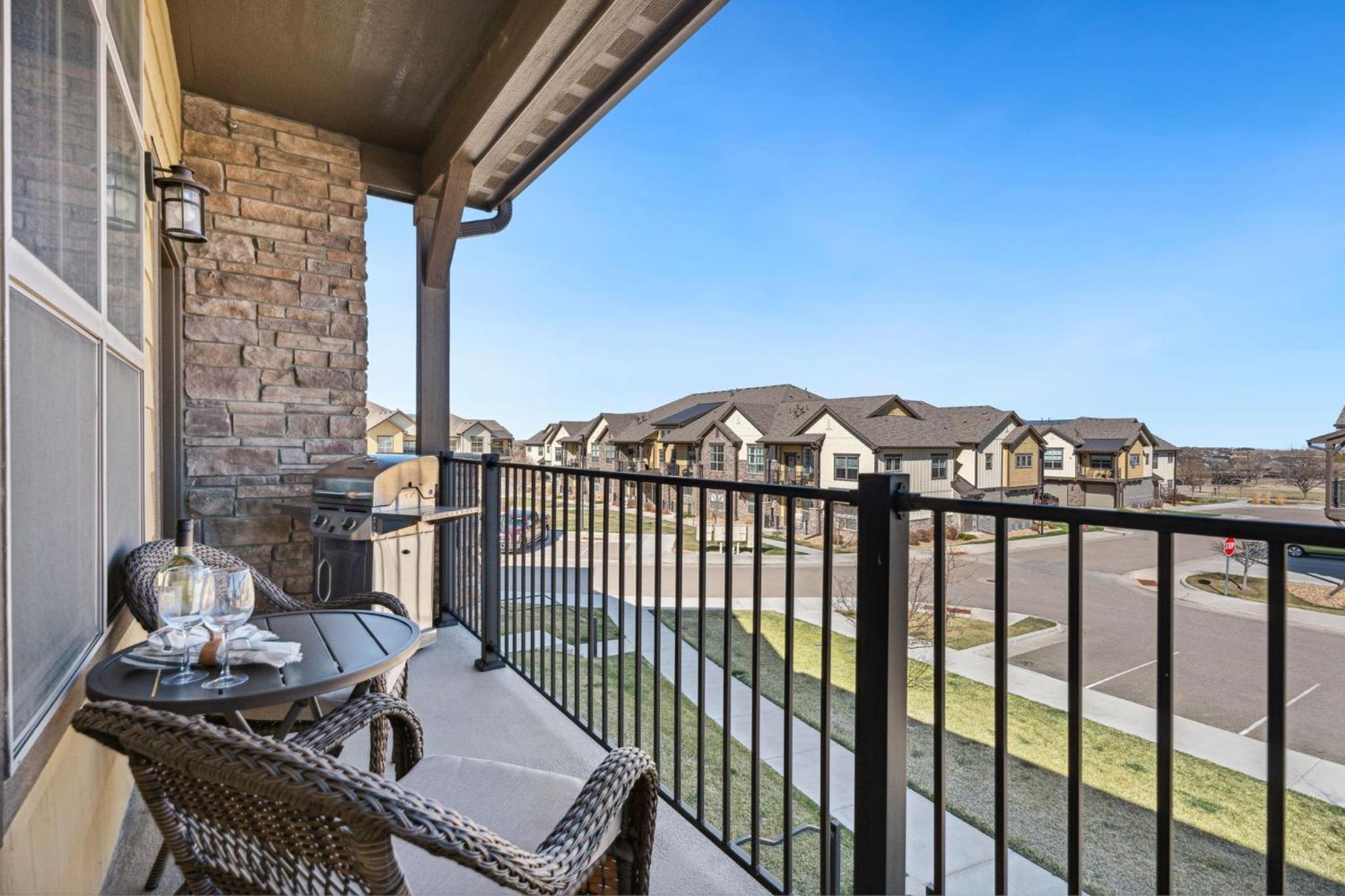 Serene Retreat with Hot Tub, Sauna, Pool & Gym view 4