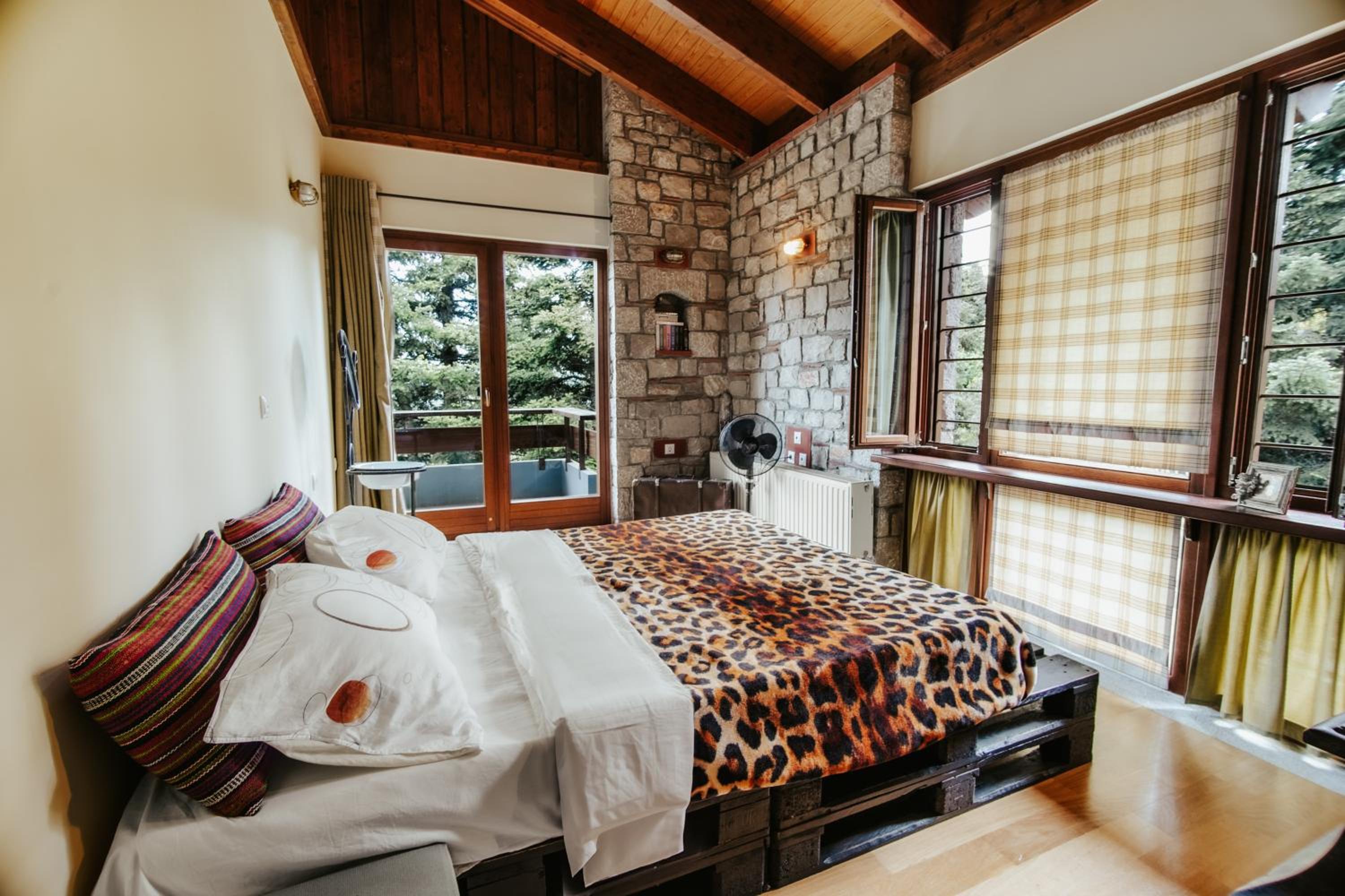 Pavliani Cliffside Retreat