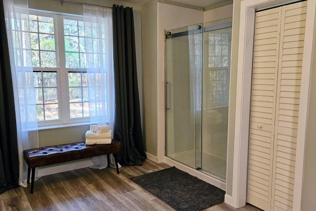 The Hideaway - Centrally located between Crystal River & Inverness view 3