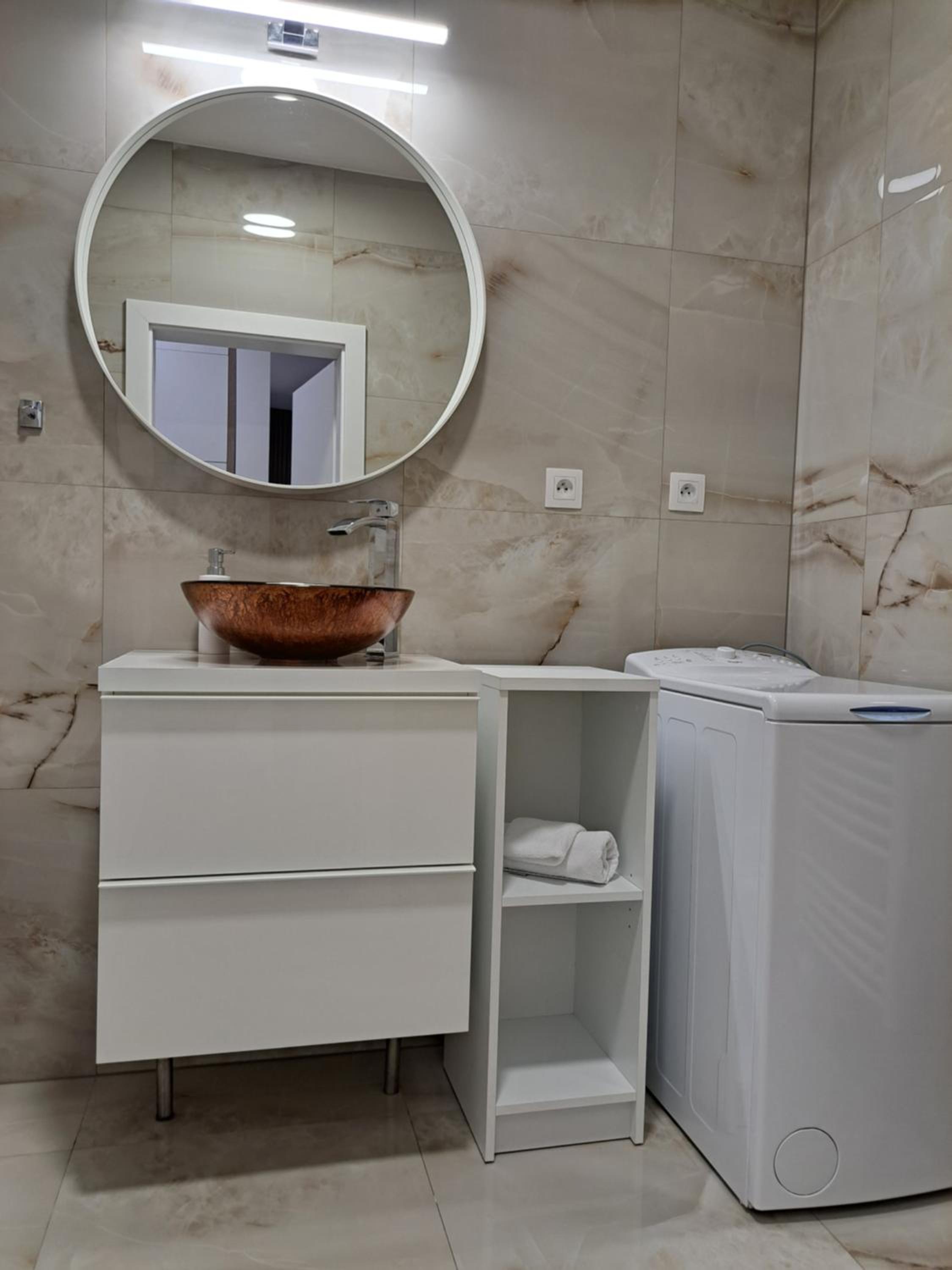 Tabáň Marble apartment (city center & free parking)