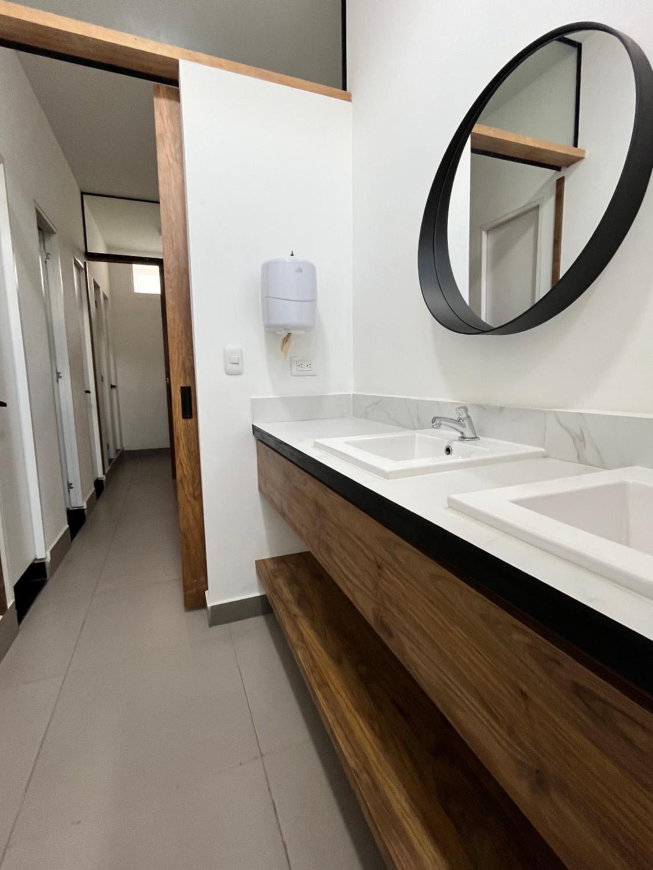 Reset Hotel Coworking 3 Bedroom Suite with Rooftop Access