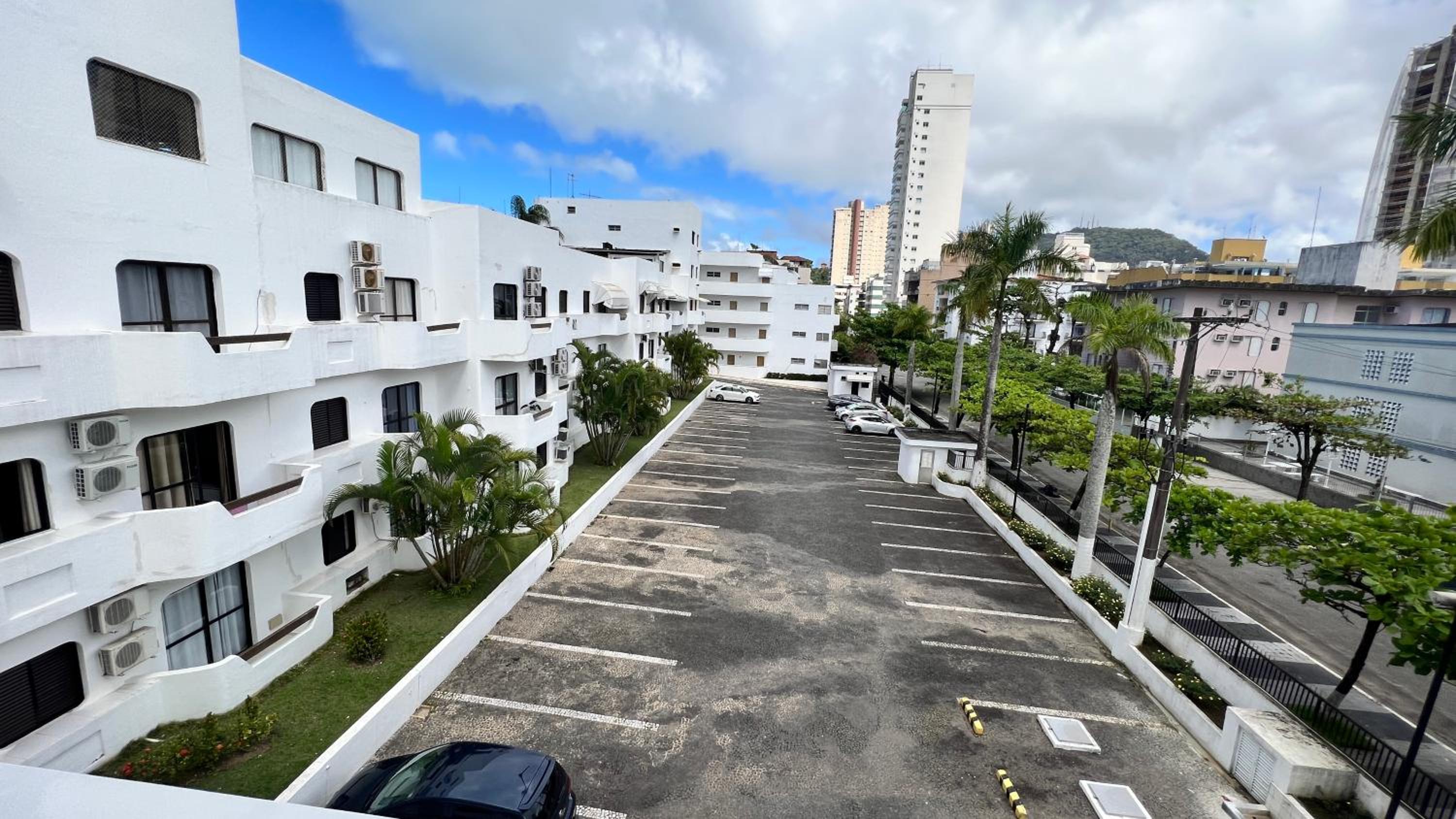 Apartamento no Guarujá a 1 quadra da praia