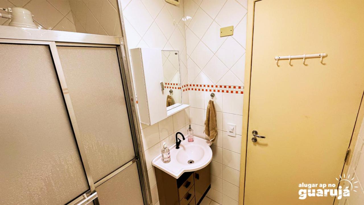 Apartamento no Guarujá a 1 quadra da praia