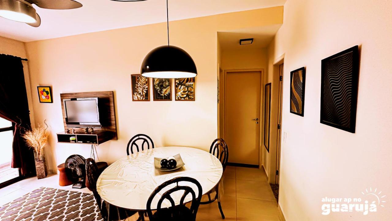 Apartamento no Guarujá a 1 quadra da praia