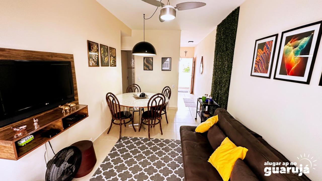 Apartamento no Guarujá a 1 quadra da praia