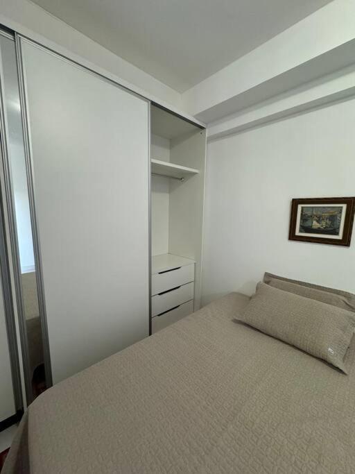Apartamento Ed Santorini Setor Bueno 42m