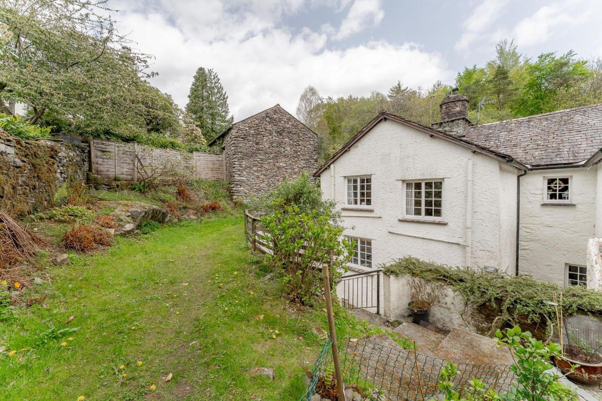 Horseshoe Cottage
