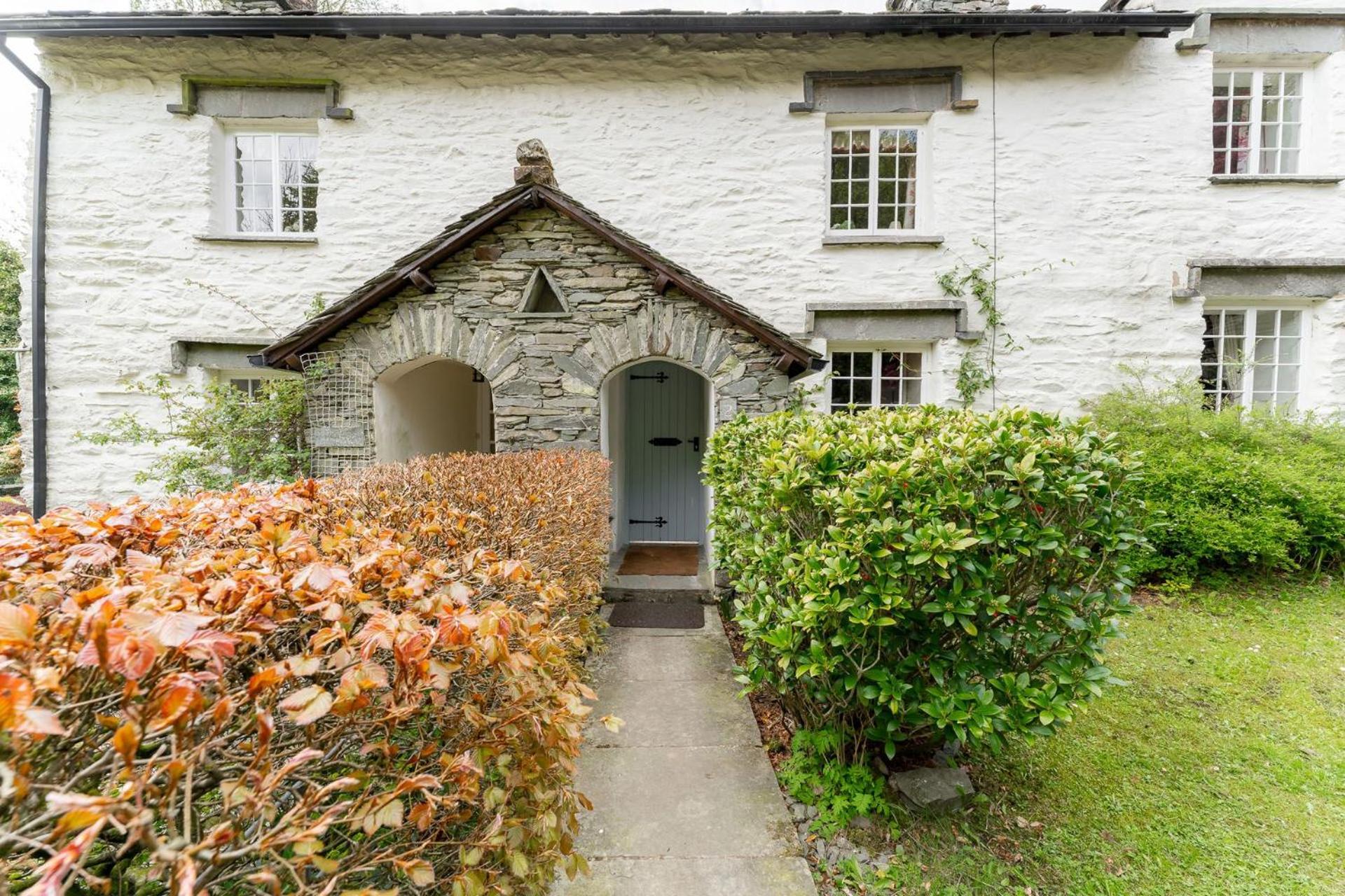 Horseshoe Cottage