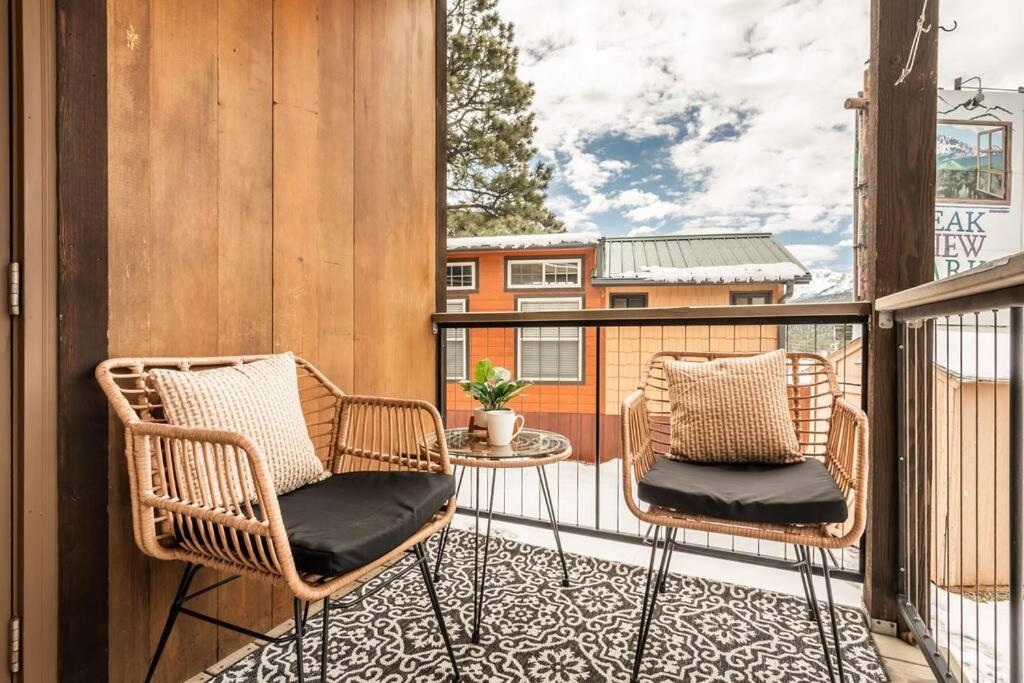 Pikes Peak Boutique Retreat! view 2