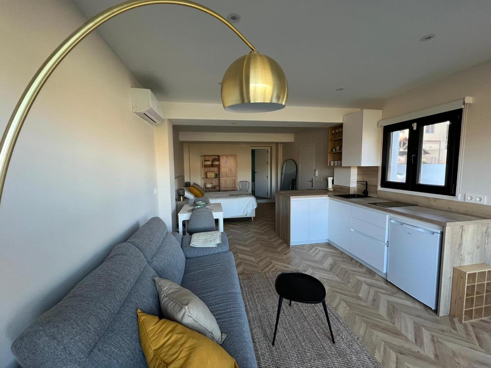 Apartamento Dlirio Lujo y Confort en Alhendín — hotel room