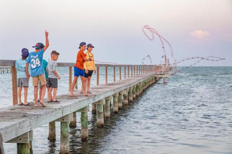 Reel 'em Inn Rockport view 2