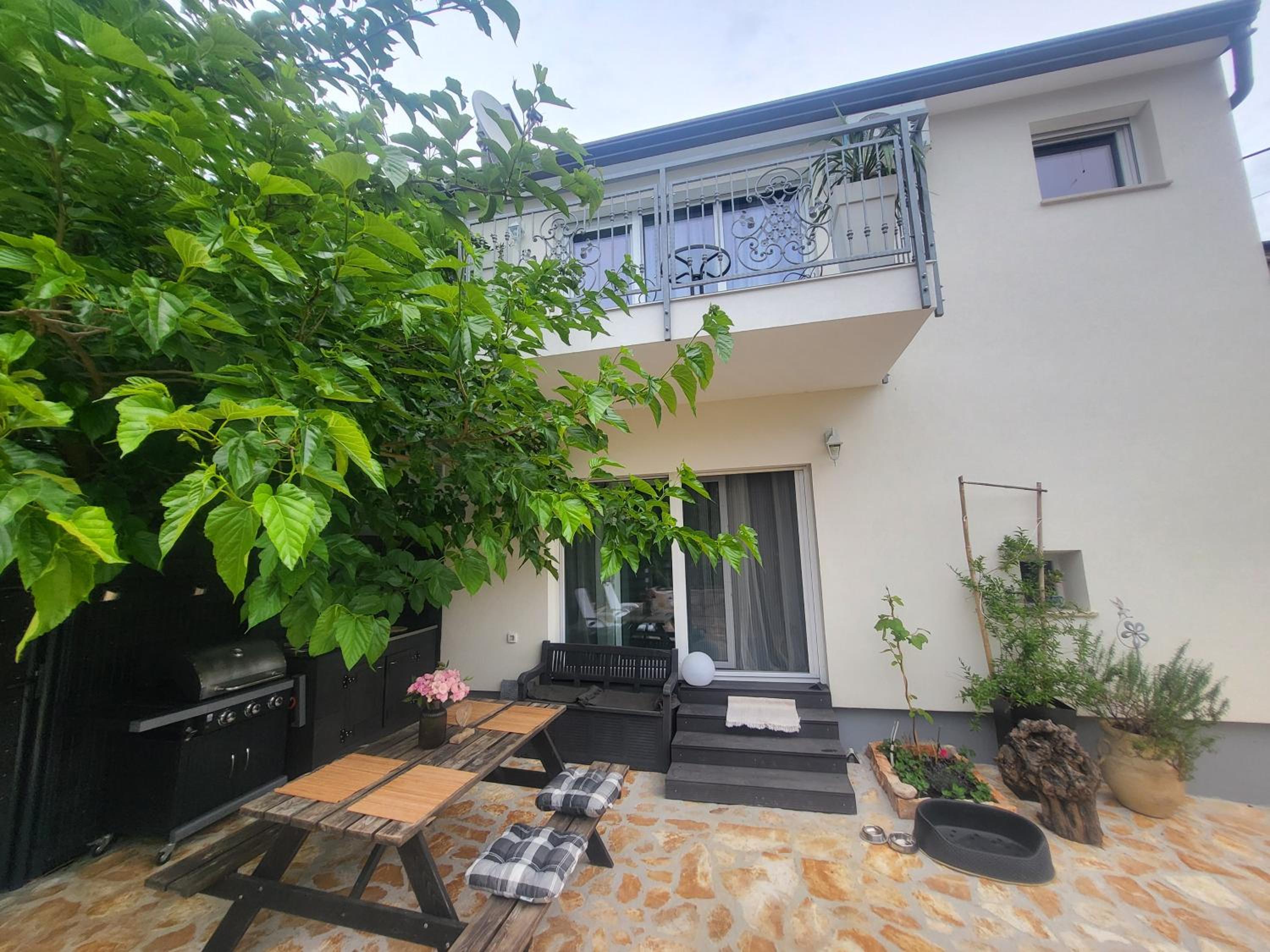 Villa AMore Radini with a private heated saltwater pool and private parking view 4