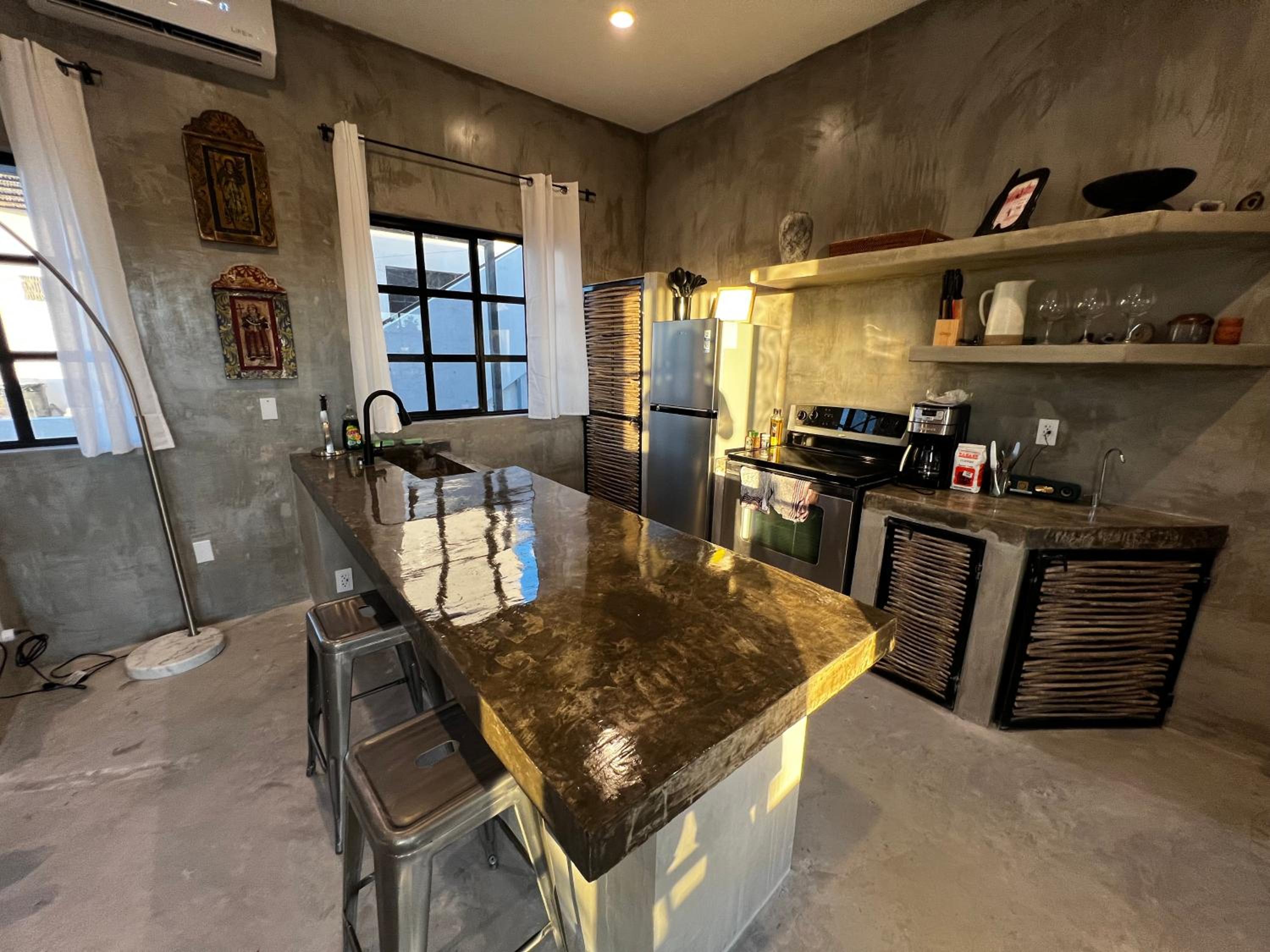 Casa Julia - Stunning Casita with AC, Wifi, Ocean Views & More view 2