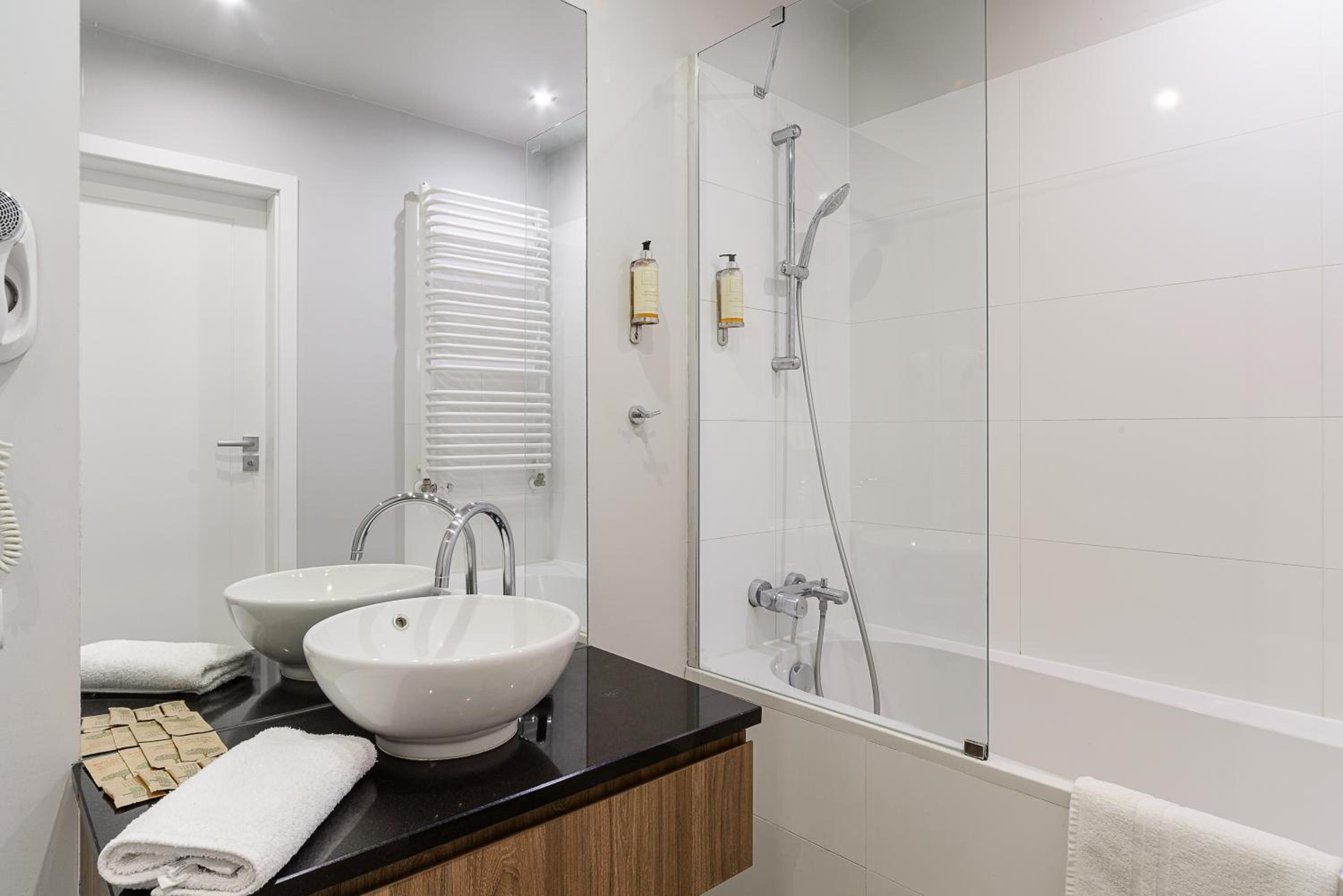 Photo 69