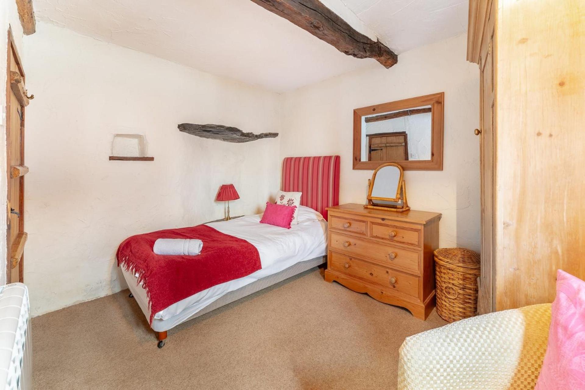Longmire Yeat Cottage