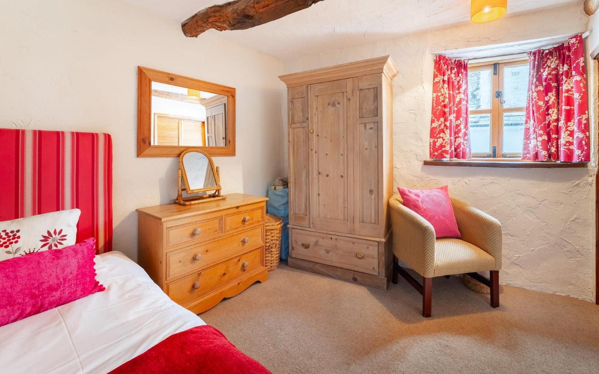 Longmire Yeat Cottage