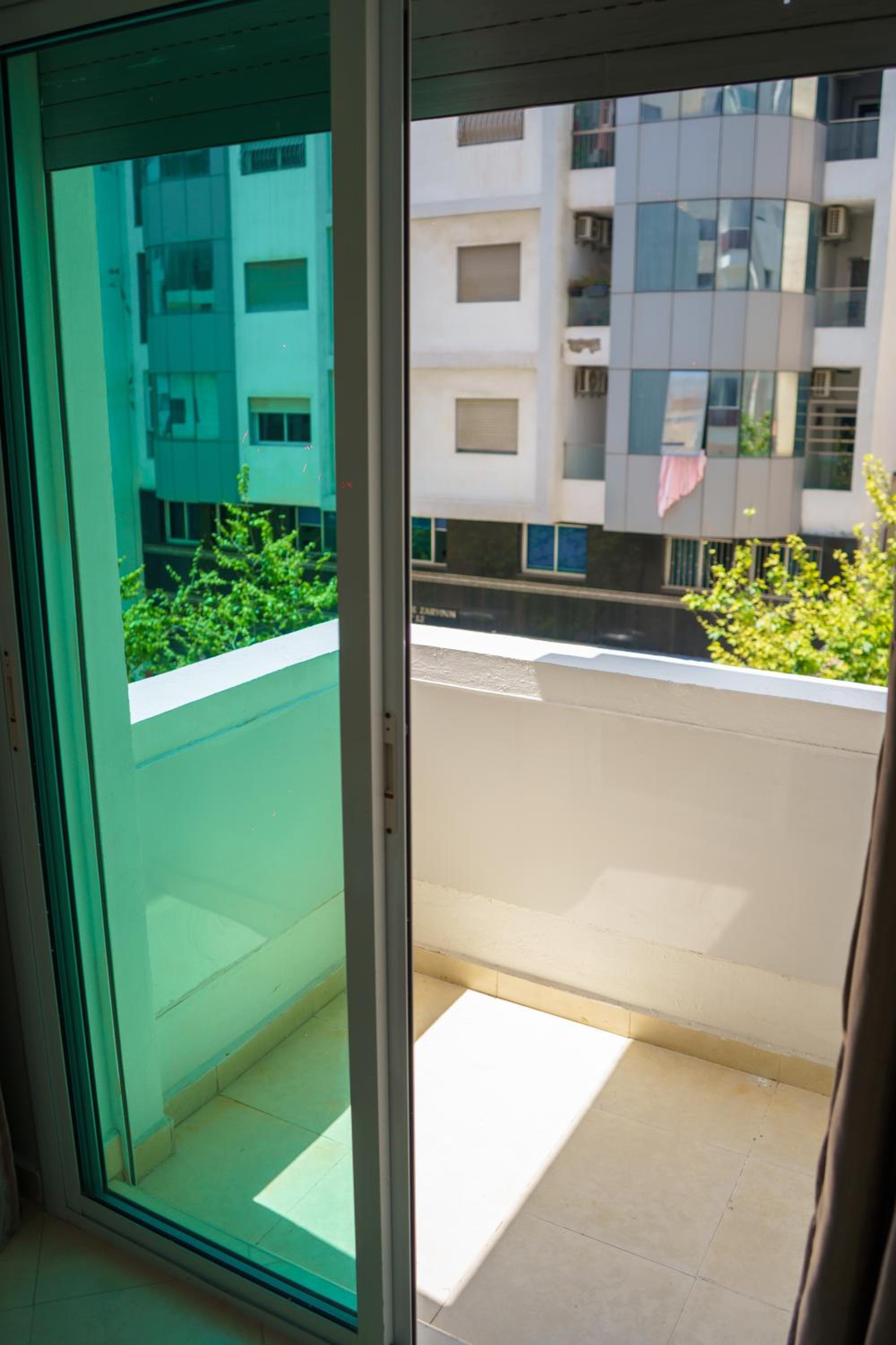 Central & Cosy Apartment In The Heart Of Tangier Place Mozart Close To All Restaurants and Supermarkets 5 min de la plage
