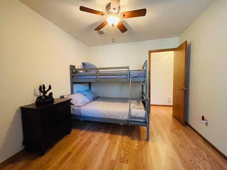 Cozy Cabin Getaway view 4