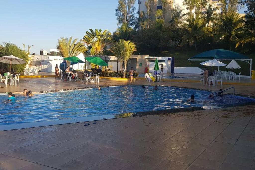 Apartamento próximo ao clube náutico