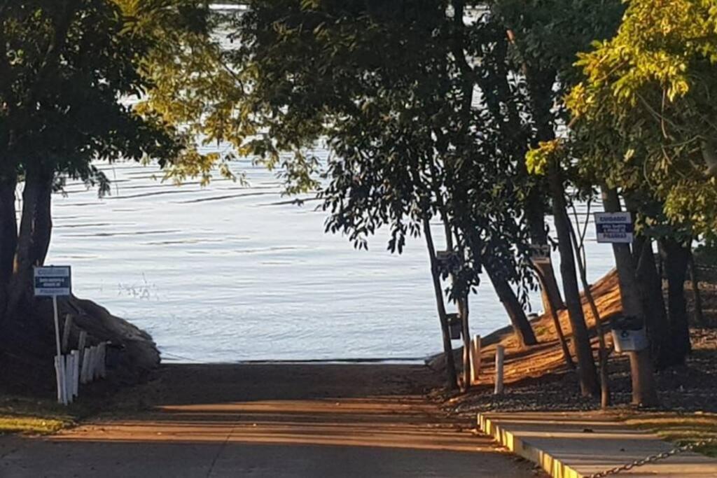 Apartamento próximo ao clube náutico