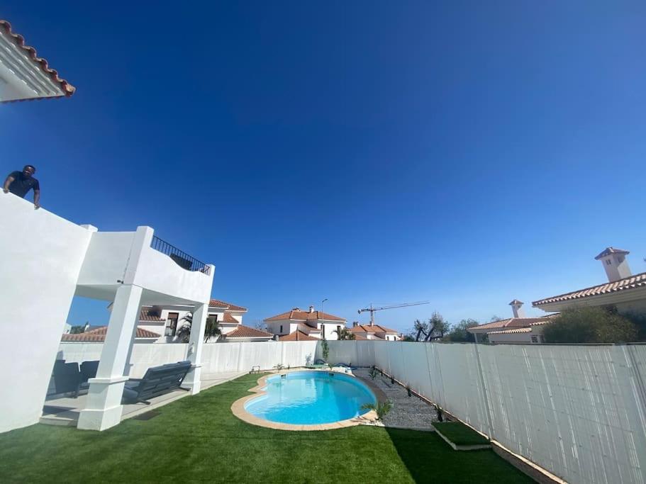 Villa in Fuengirola ,Higueron