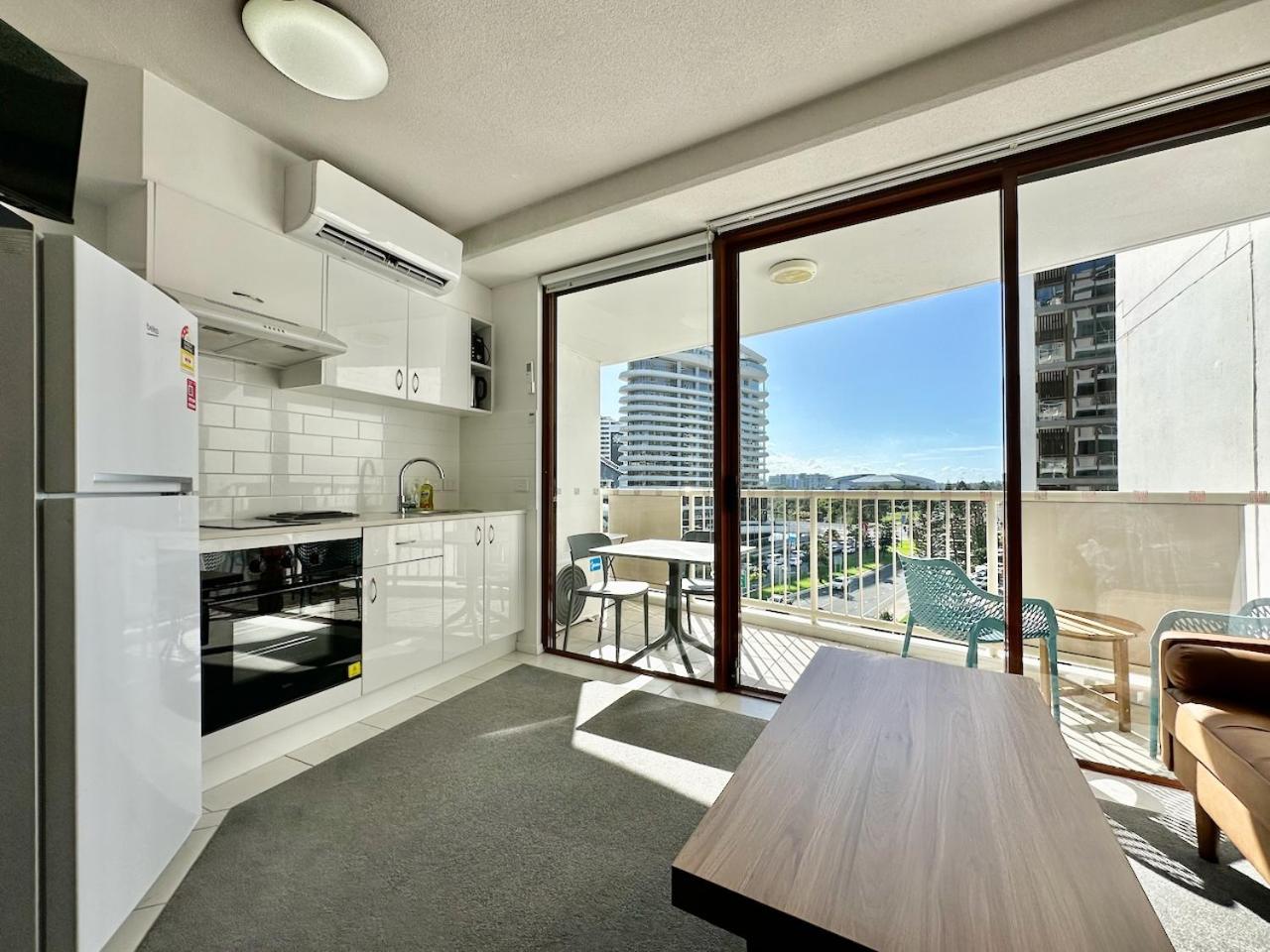 Broadbeach Central Apt 601