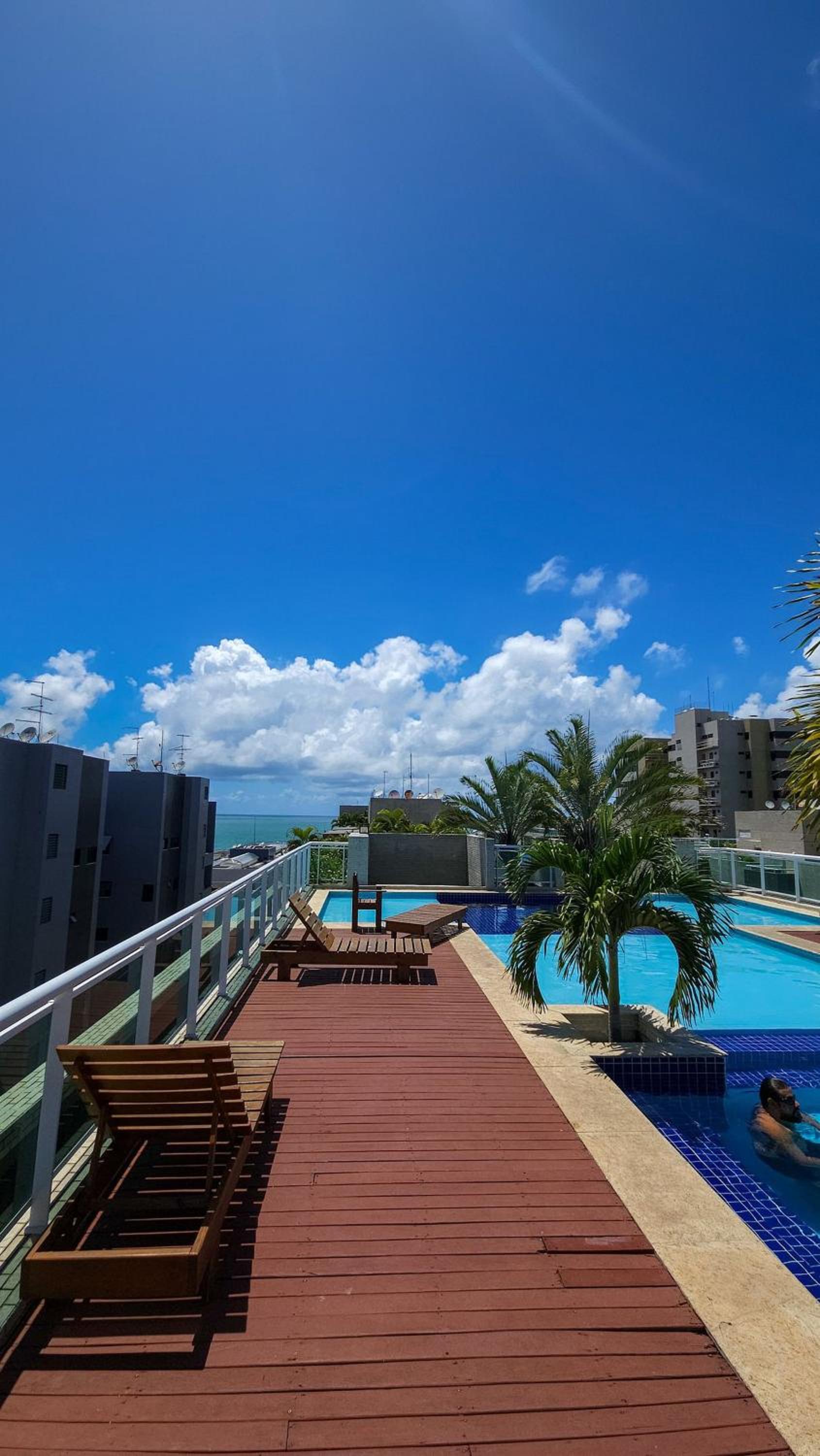 Condomínio de Luxo a Beira Mar!