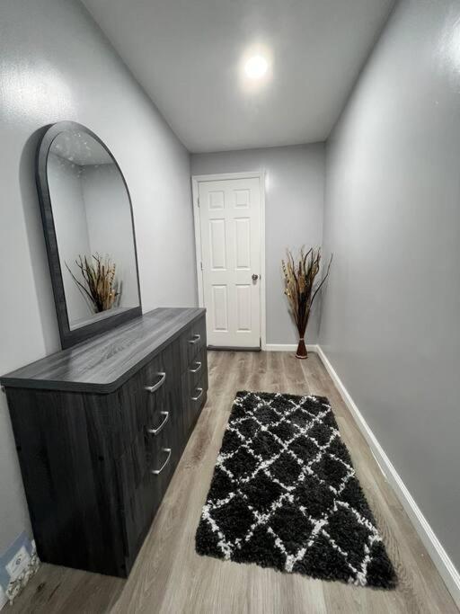 2Bedroom Apartment close to NYC/ EWR view 5