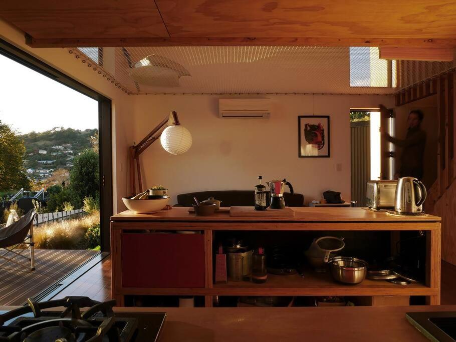 The net unit! Close to center and local hills. view 5
