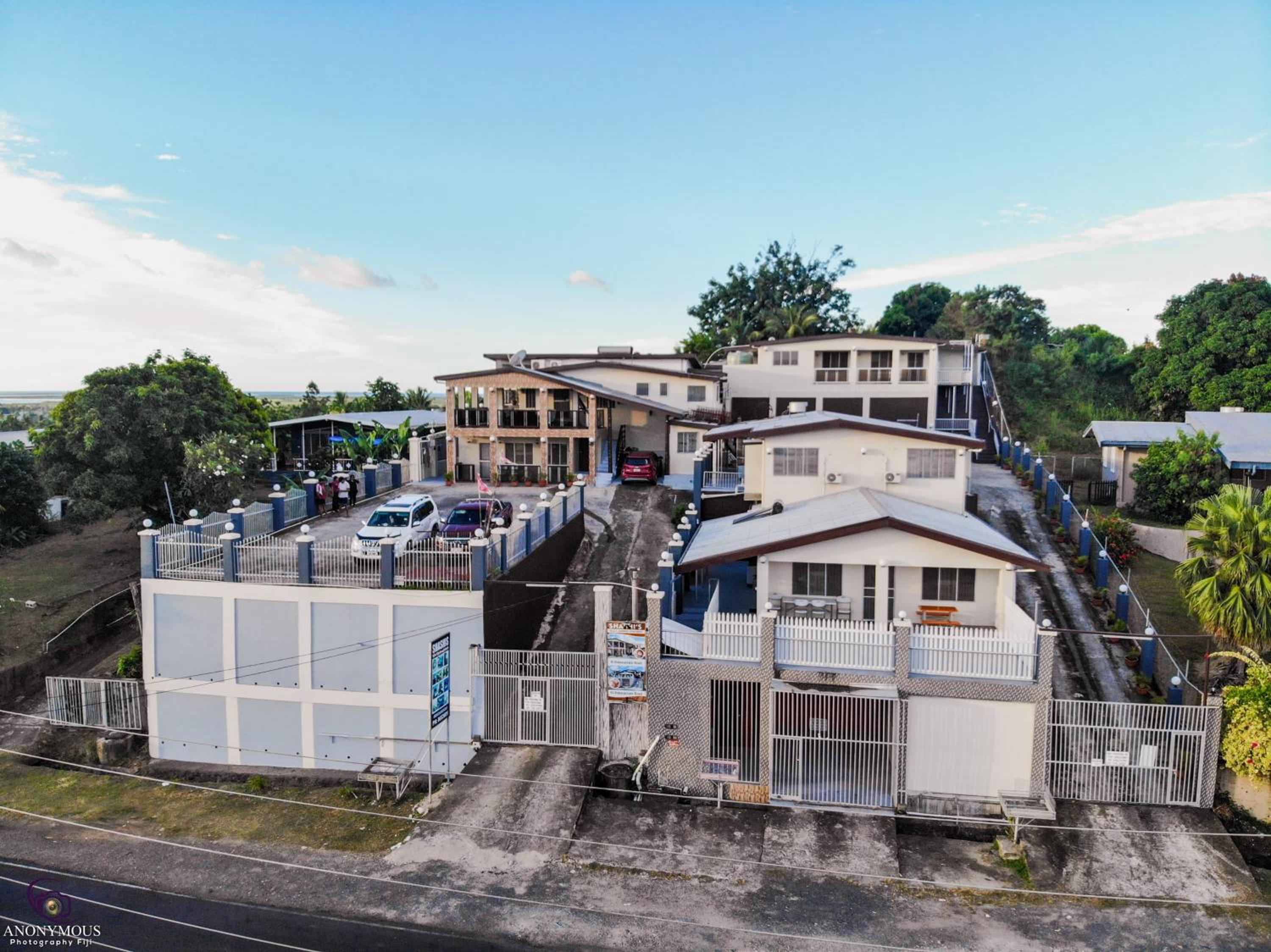 Shashi's Villa & Luxurious Apartments - view 5