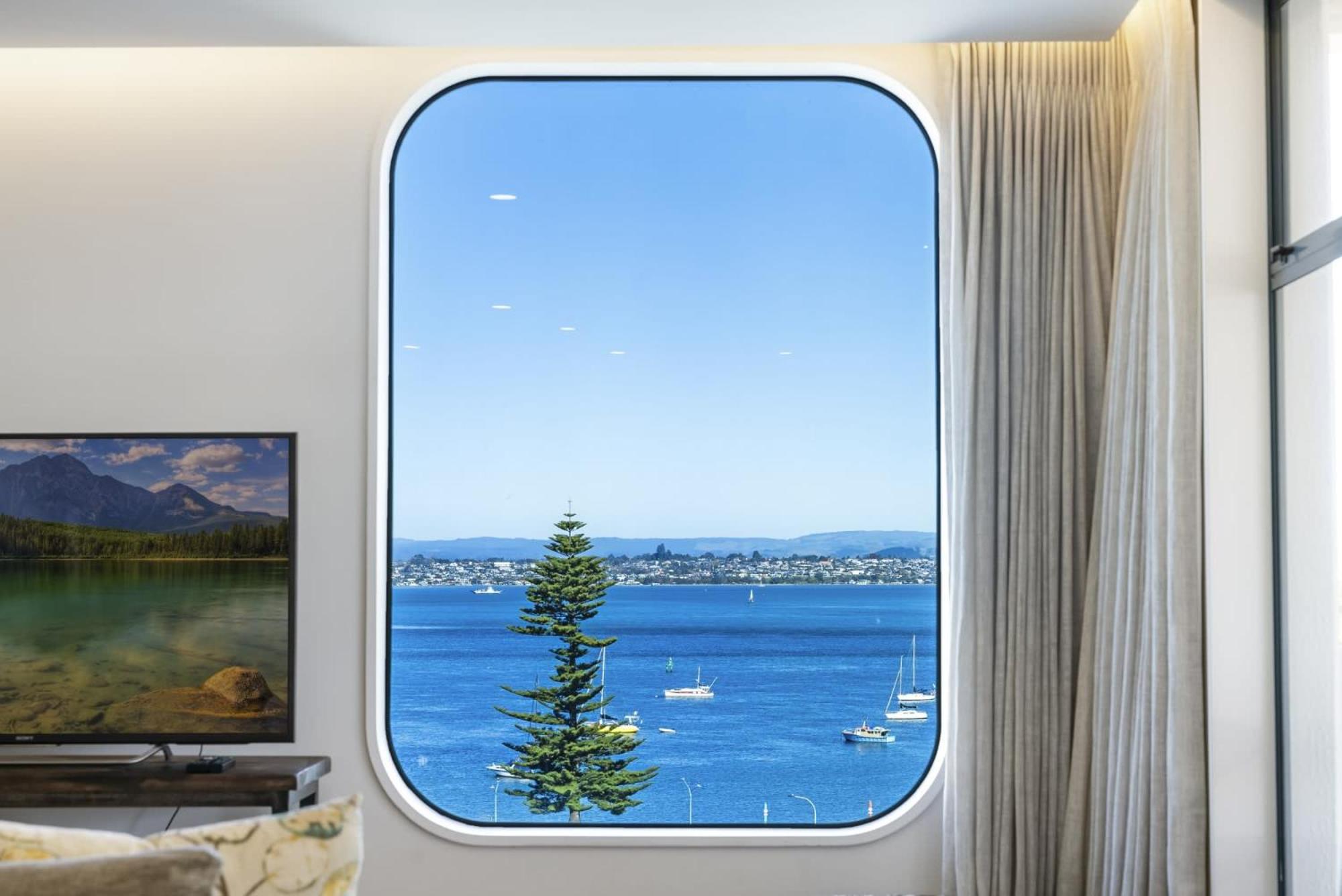 Oceanside Marine Pde Magic view 3
