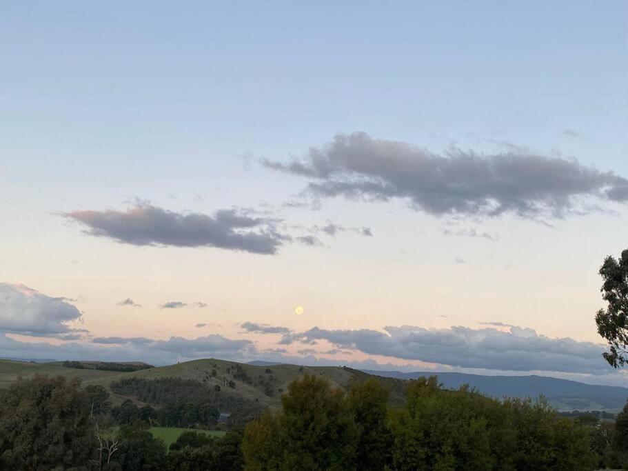 IRONBARK FARM Farmhouse on 52 acres in the scenic Yarra Valley