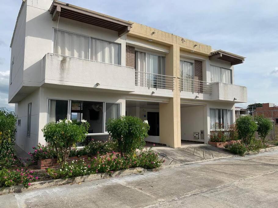 Quinta vacacional club el tesoro Alvarado Tolima