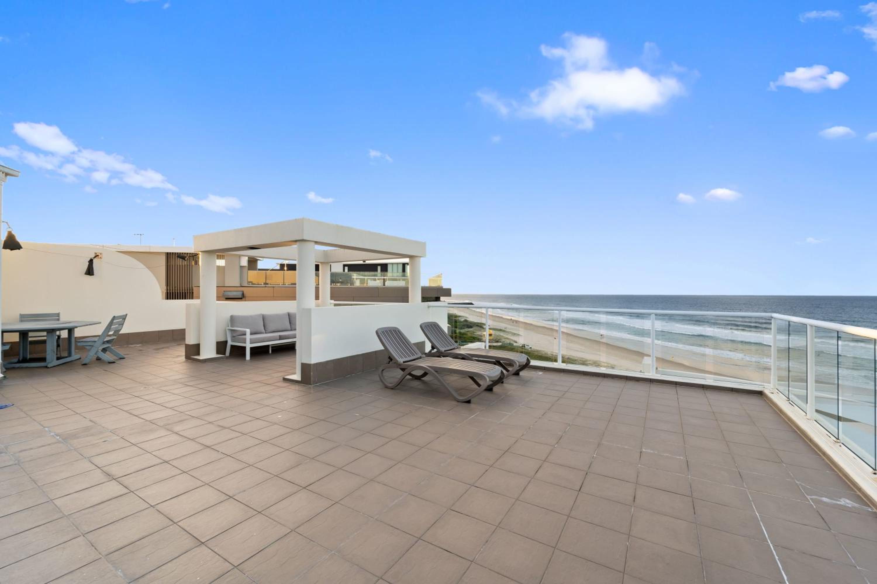 Penthouse Views with Private Rooftop Terrace