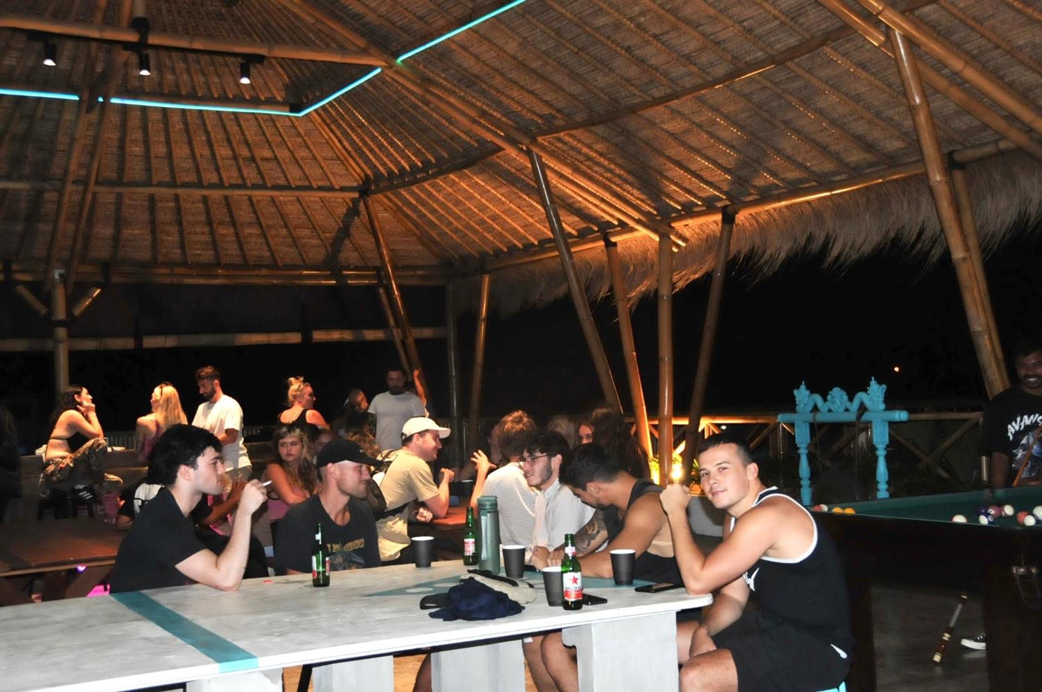 lounge