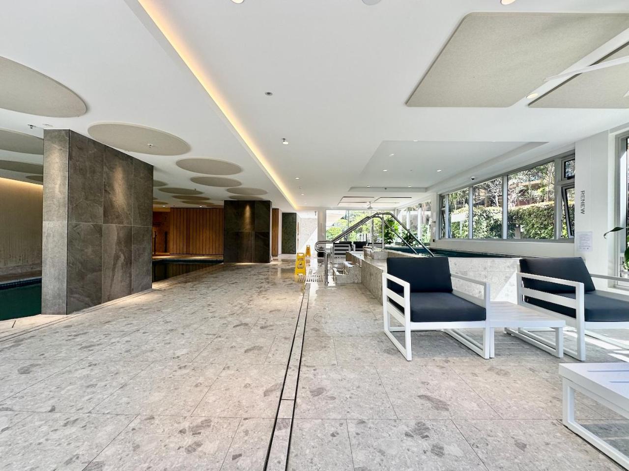 Beach Haven 16E