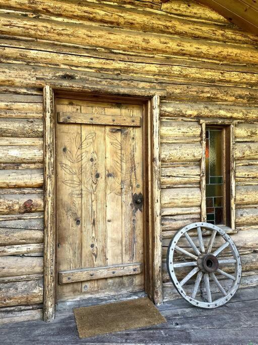 Aspen's Cabin