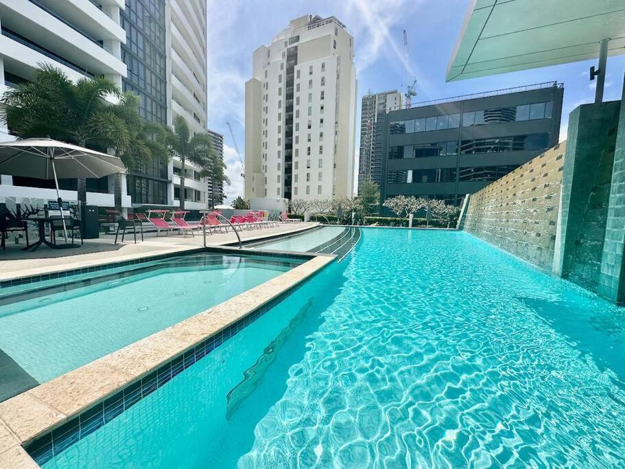 Amazing Aria Luxury on the 8th floor, Broadbeach